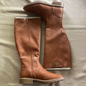 New Time and True Cognac Brown Memory Foam Riding Boots Size 9